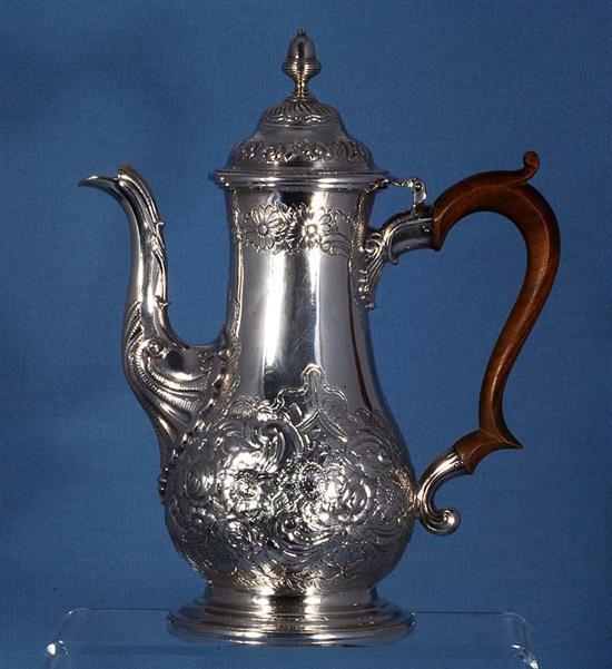 A late George II silver coffee pot, by Robin Albin Cox, Height 260mm, gross weight 23.3oz/726grms